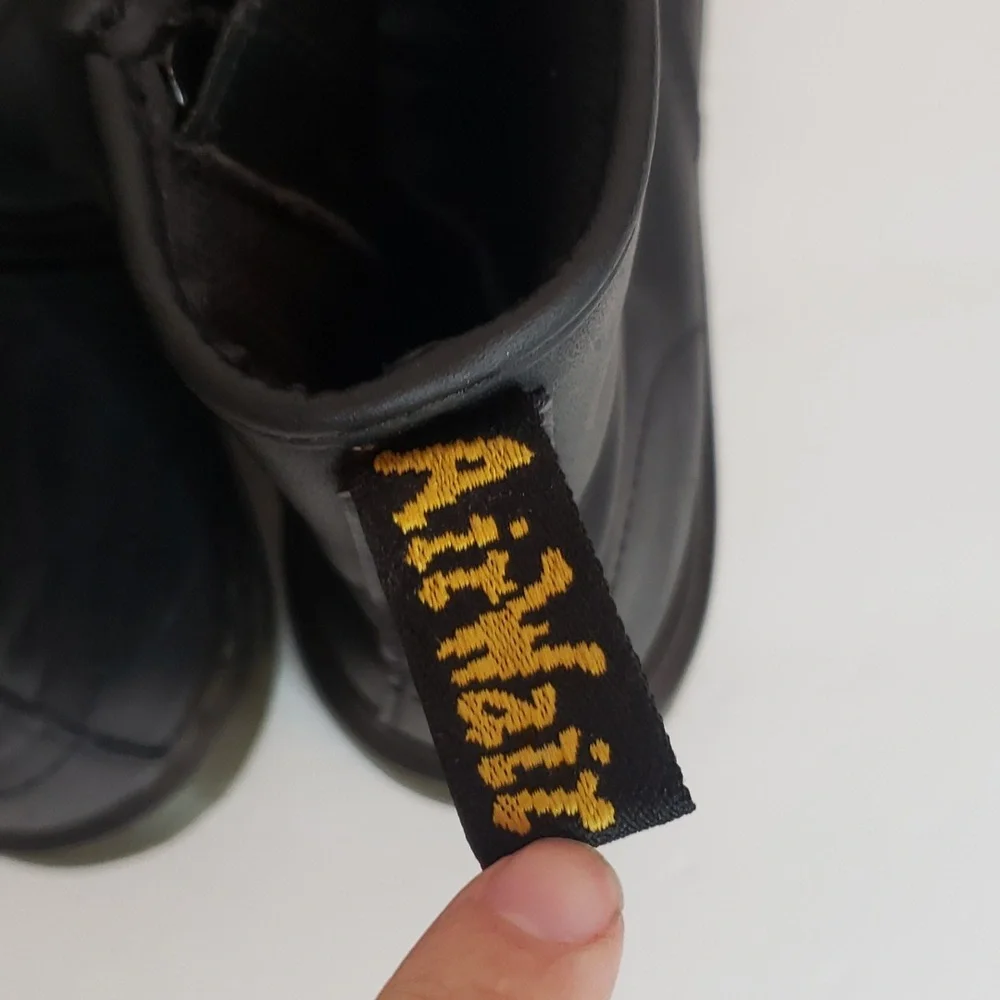 Dr. Martens Docs Black 1460 Combat Boots Size 6 - Picture 7 of 9